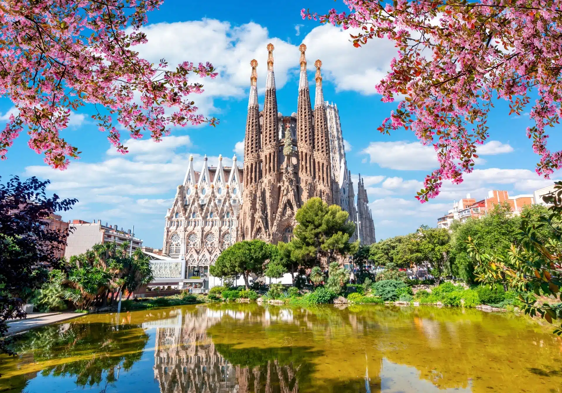 Sagrada Familia Exterior Los Secretos De Las Fachadas 4