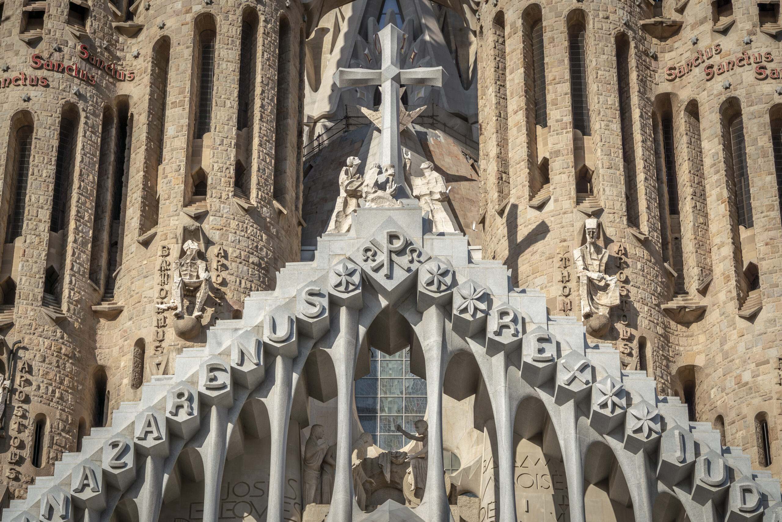 Sagrada Familia Exterior Los Secretos De Las Fachadas 7